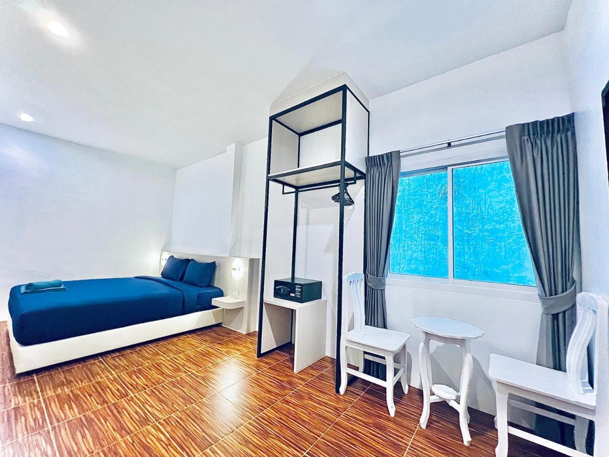 Готель 88 House Patong Екстер'єр фото