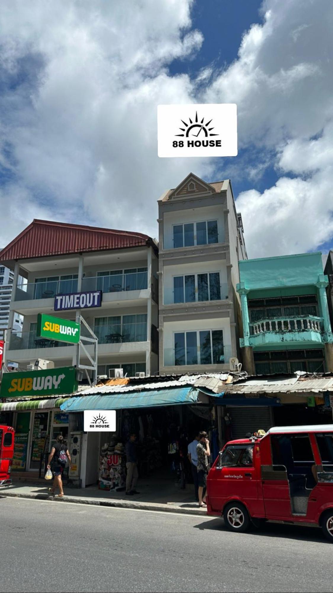 Готель 88 House Patong Екстер'єр фото